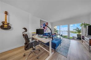 Building Photo - Bayview Drive, Sunny Isles Beach, FL 33160 - 1 BR 1.5 BA condo