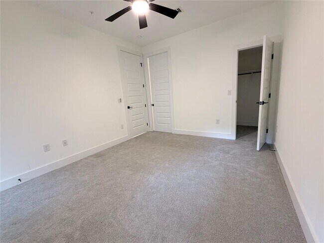 Building Photo - 1417 Kramer Ln