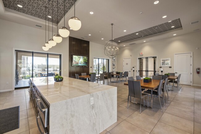 Building Photo - 20847 Acorn Cir