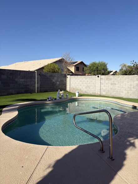 Building Photo - 8456 W Cherry Hills Dr