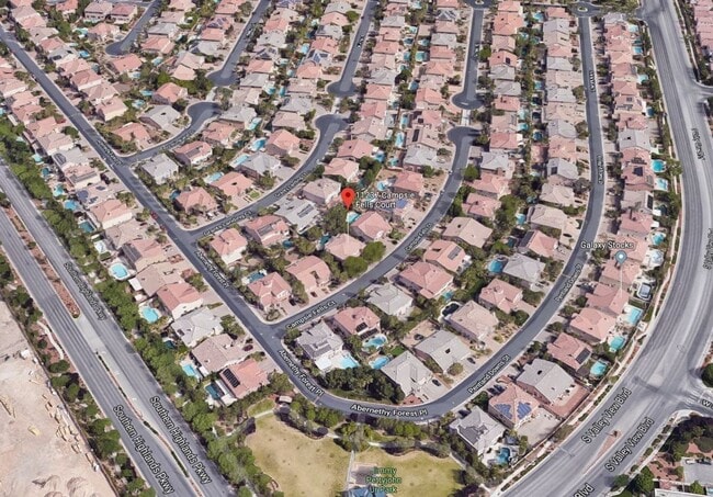 Building Photo - Beautiful Three Story, Five Bedroom Home with Lagoon Style Pool and Spa