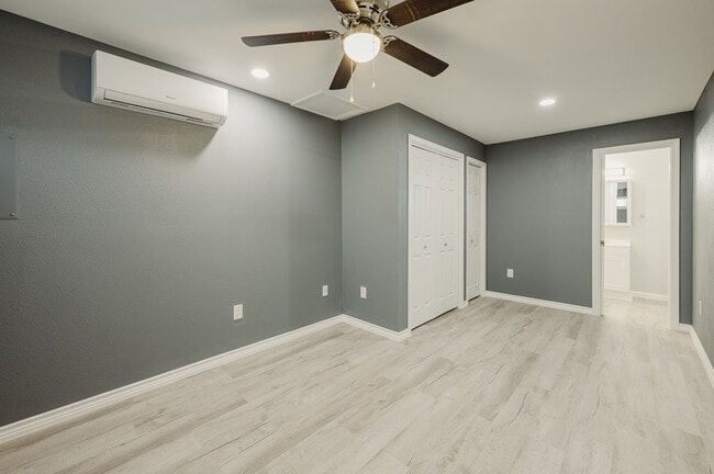 Building Photo - 10108 W 23rd St