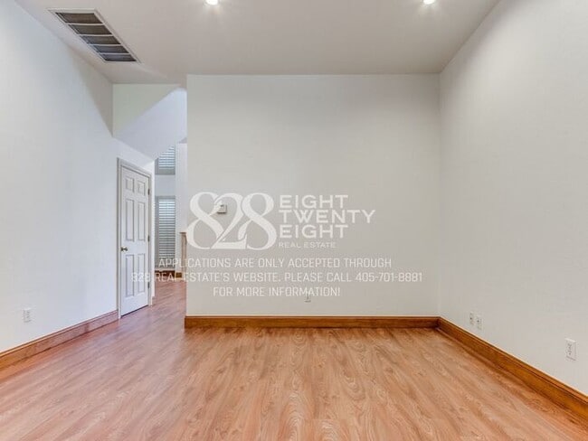 Building Photo - *TOURING NOW!* Spacious Two-Story Brick Brookhaven Beauty 3 Bed/2.5 Bath with All the Extras!