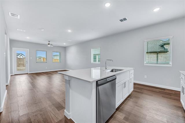 Building Photo - 1000 Knox River Dr