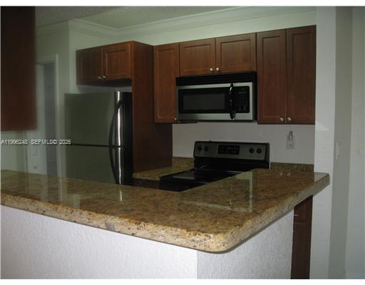 Building Photo - 15610 SW 105th Ln