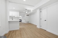 Building Photo - 100 W Front St