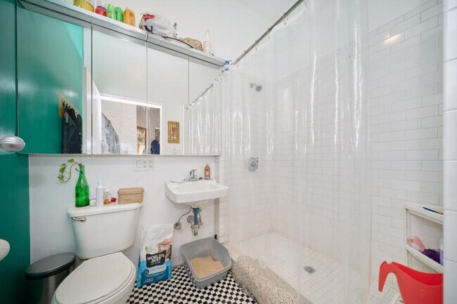 Building Photo - 1 bedroom in Brooklyn NY 11231