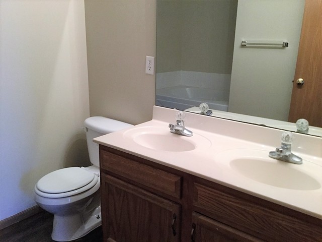 Building Photo - 397 Antietam Blvd