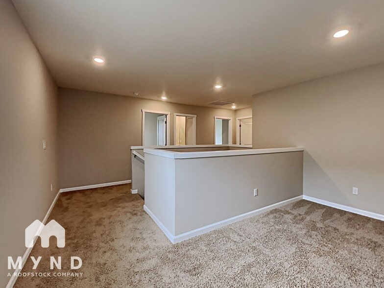 Building Photo - 15516 NE 72nd Way