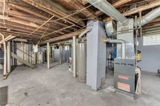 Building Photo - 3703 E 63rd St