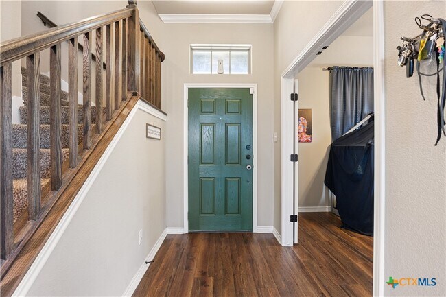 Building Photo - 1326 Carnaby Dr