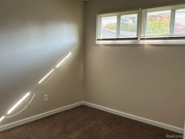 Building Photo - 3816 Kent Rd