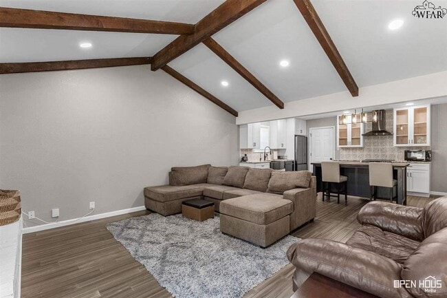 Building Photo - 5504 Hooper Dr