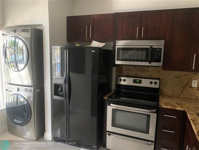 Primary Photo - 12017 SW 2nd St