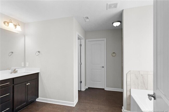 Building Photo - 6209 Jacobs Creek Cir