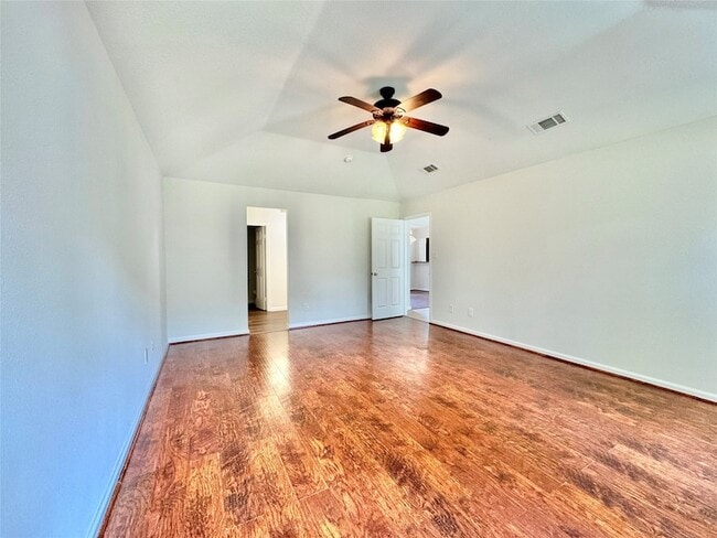 Building Photo - 7914 Oakington Dr