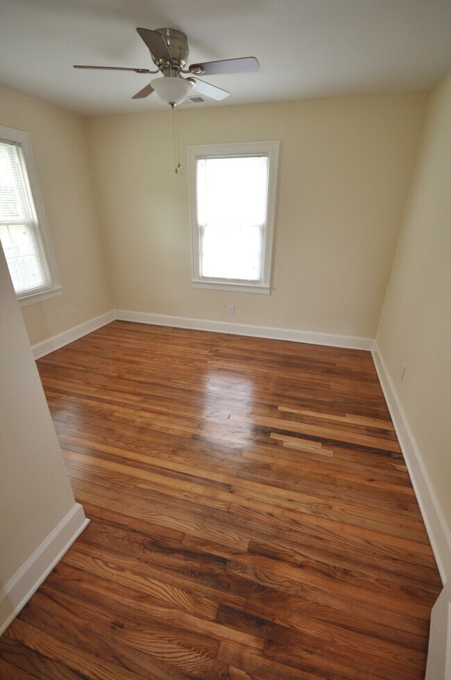 Building Photo - Pre-Leasing Now for the Fall Semester 2026