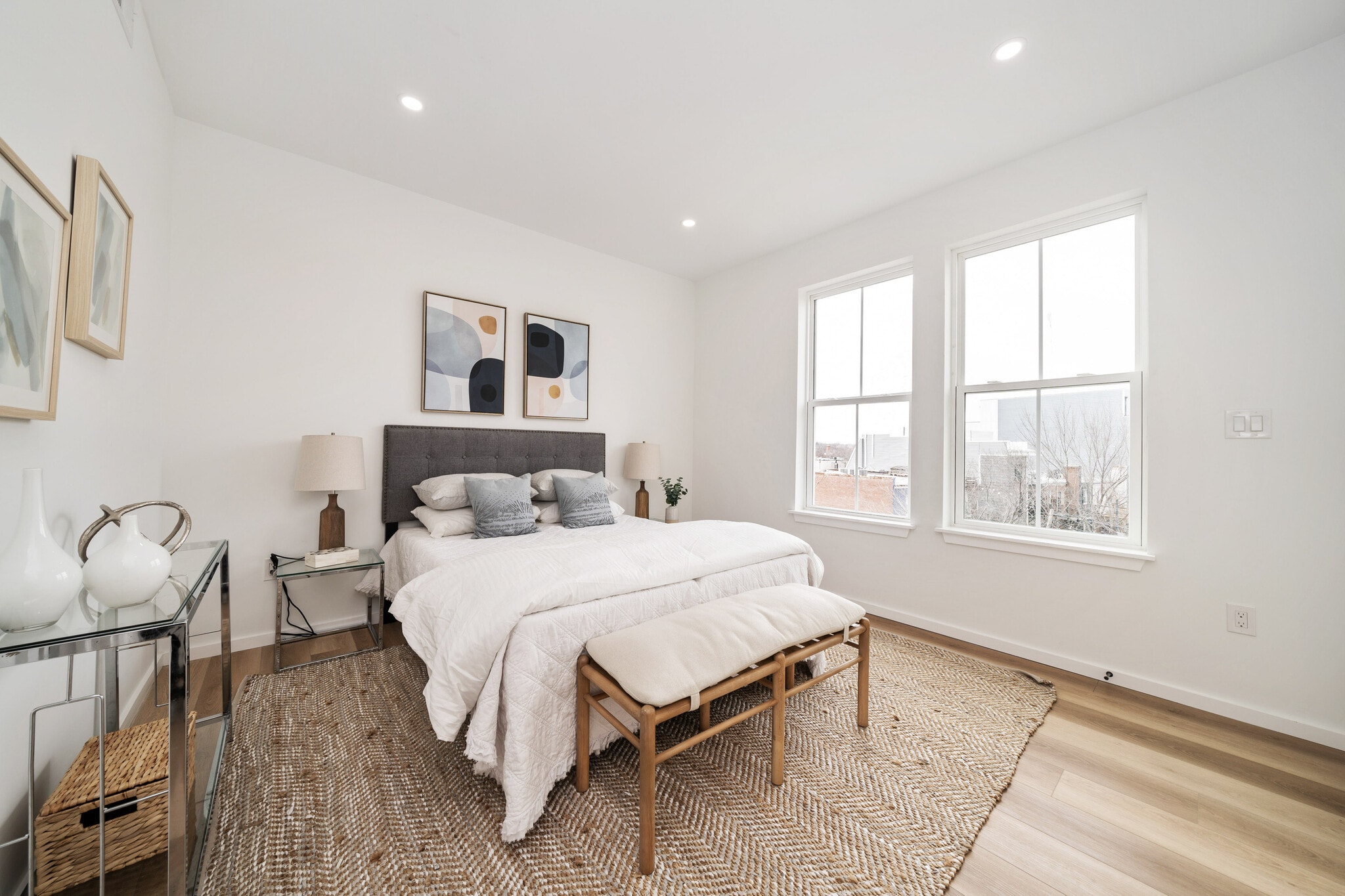 Building Photo - 750 19th St NE