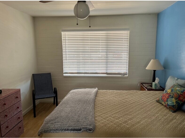 Building Photo - 349 S Paseo Madera