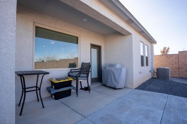 Building Photo - 10753 Aspiration Ln SW