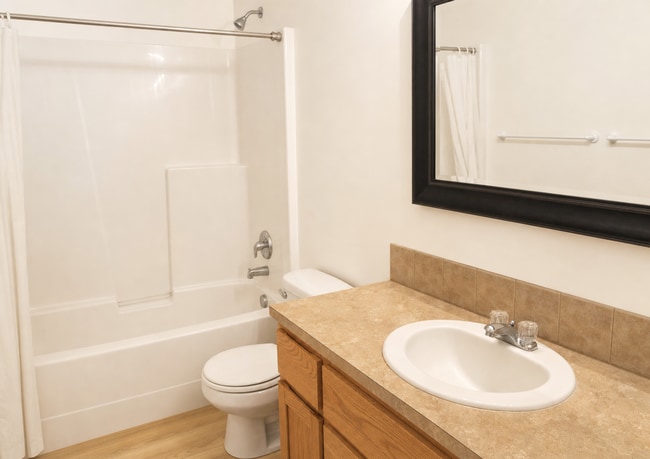 Building Photo - Bright & Welcoming 3-Bedroom Home in Ridgefield — Available Now