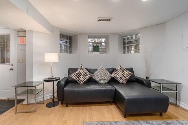 Building Photo - 2122 18th St NW