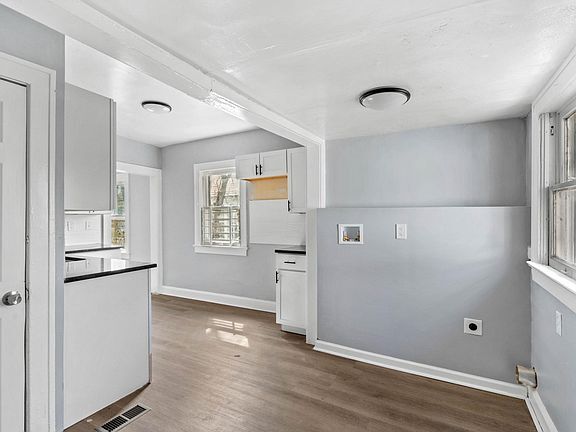 Building Photo - 5614 Brooklyn Ave