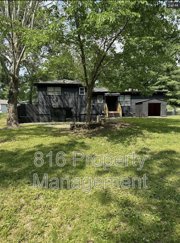 Building Photo - 1609 NE 60th Terrace