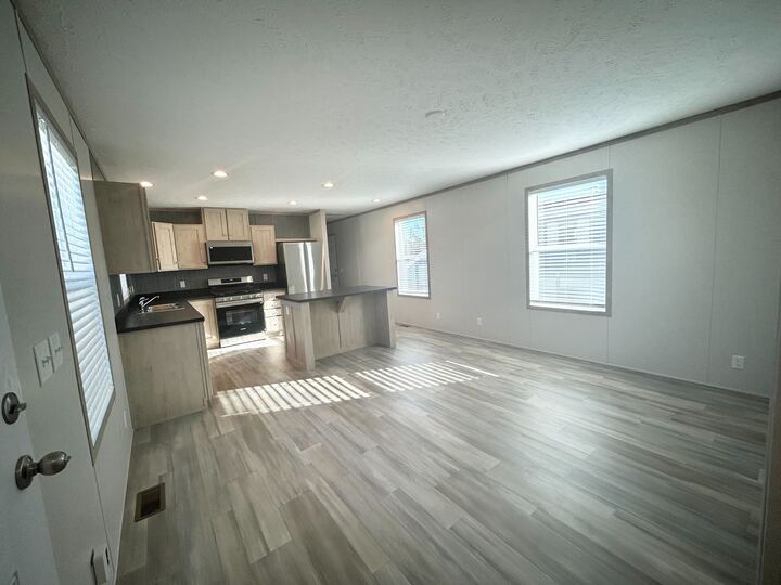 Building Photo - 52792 S Zacharias Ct