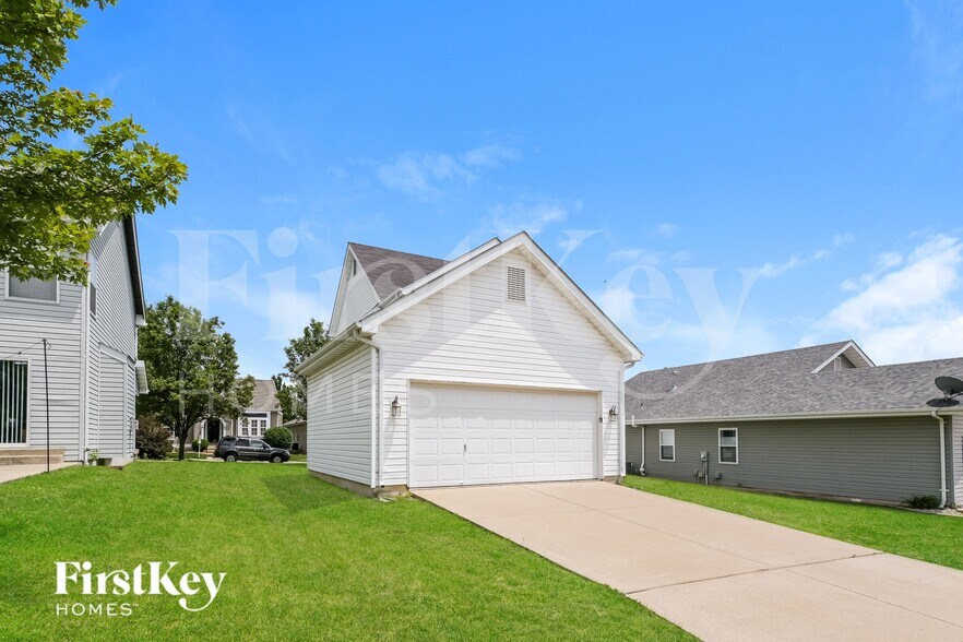 Building Photo - 217 Hawksbury Pl
