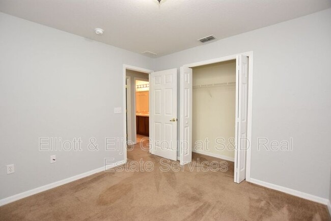 Building Photo - 1615 Laurel Meadows Dr