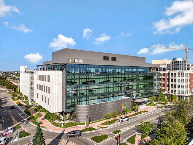 Building Photo - 5300 Paseo Blvd