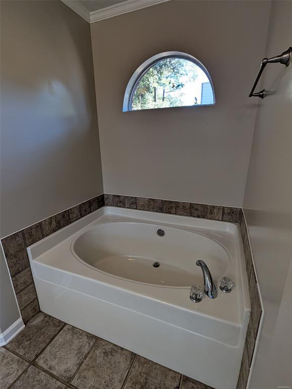 Building Photo - 45 Honeysuckle Ct