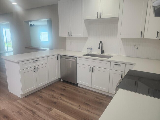 Building Photo - 2267 E Caballero Cir
