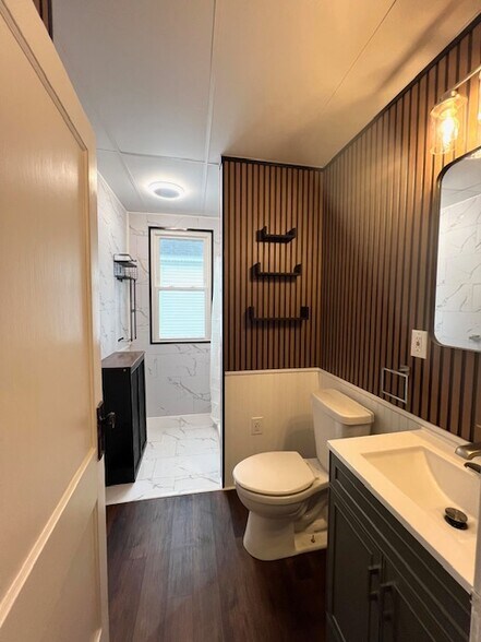 Building Photo - 83 Arnold Ave