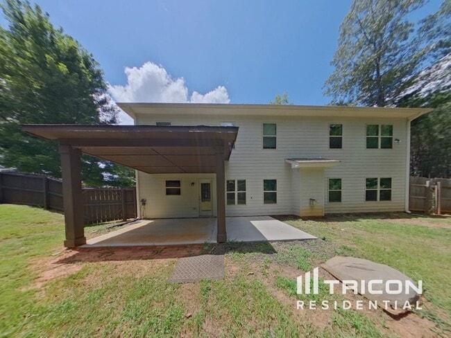 Building Photo - 3227 Brigadier Way SW