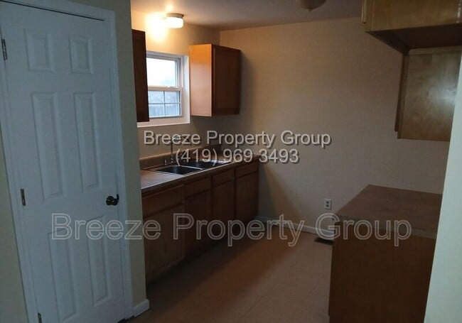 Building Photo - 524 Nova St