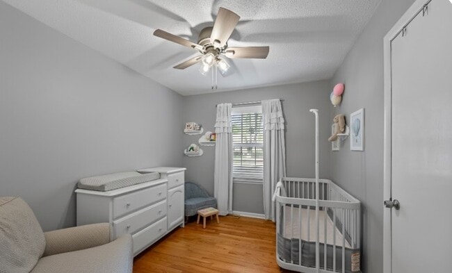 Building Photo - 7917 W 92nd Pl