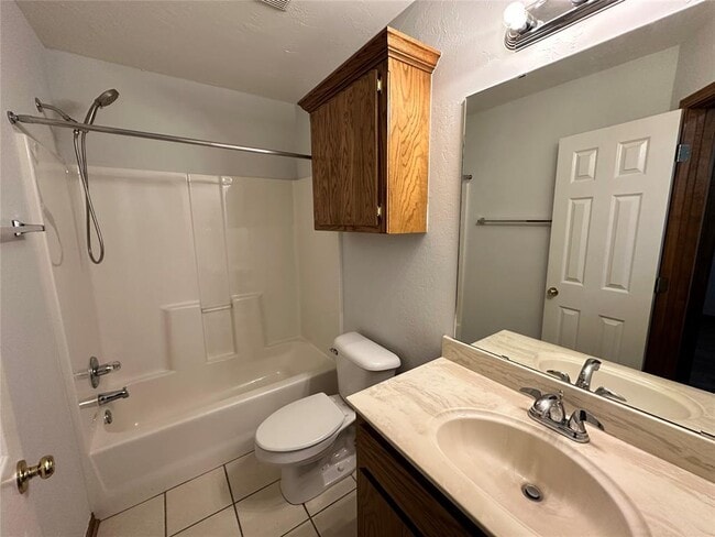 Building Photo - 628 NW 21st St