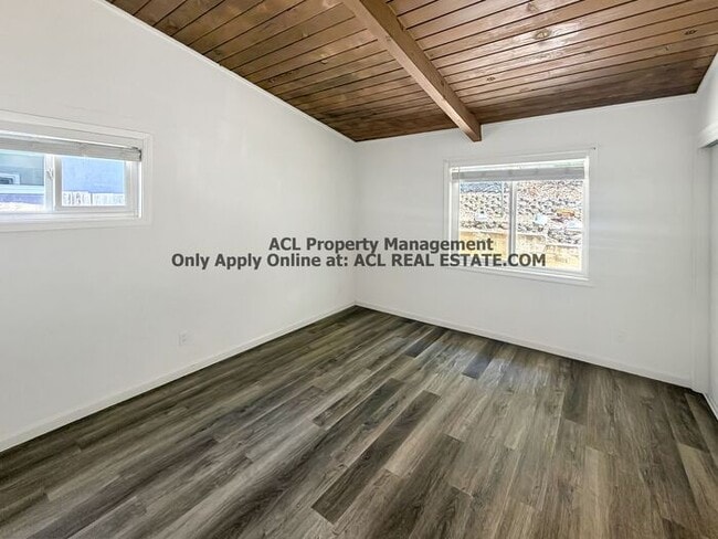 Building Photo - Updated 3-Bedroom Retreat in Prime Castro Valley Location