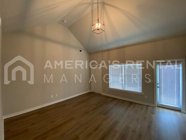 Building Photo - Home for Rent in Odenville, AL! Available to View with 48 Hours Notice!!