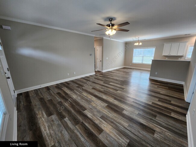 Building Photo - 2185 Ridgeway Rd