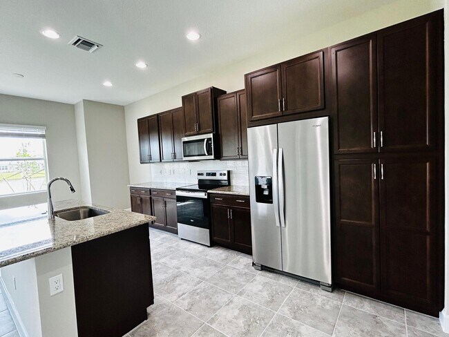 Building Photo - 5468 Pecan Dr