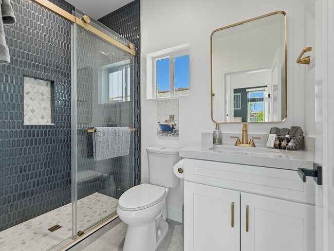 Building Photo - 2197 Jacques Dr