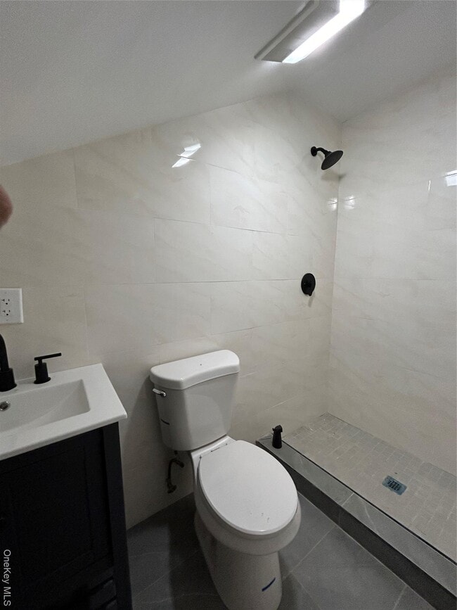 Building Photo - 110-33 178th St