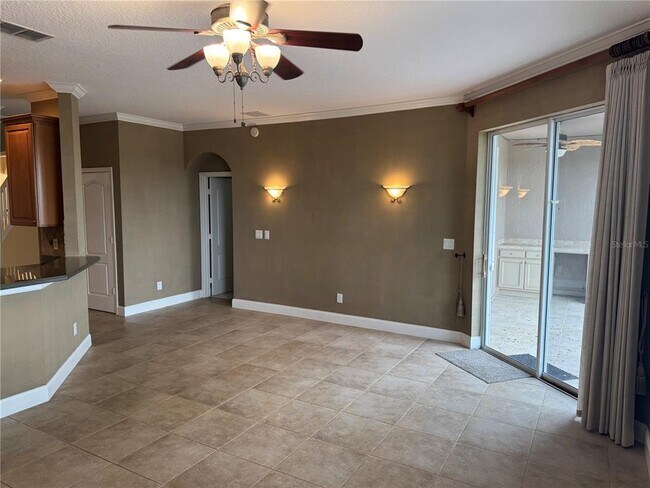 Building Photo - 34314 Tuscany Ave