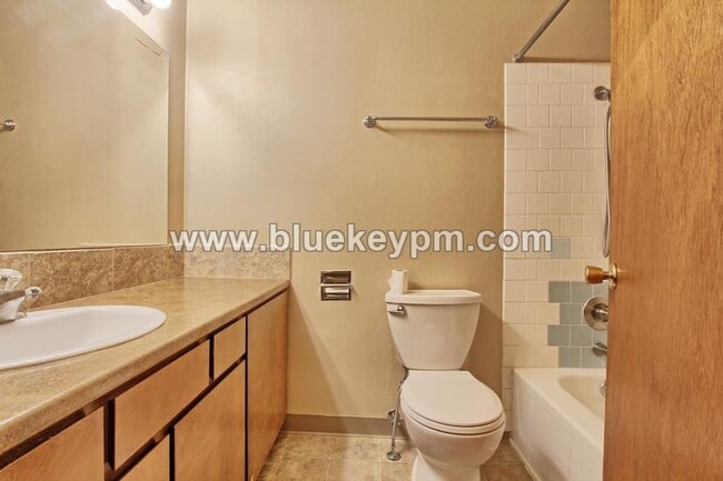 Building Photo - 3 Bed/ 2 Bath Home Near Legacy High School and Firstenburg Community Center