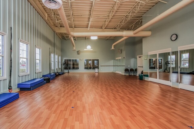 Building Photo - 2307 Upland Rd