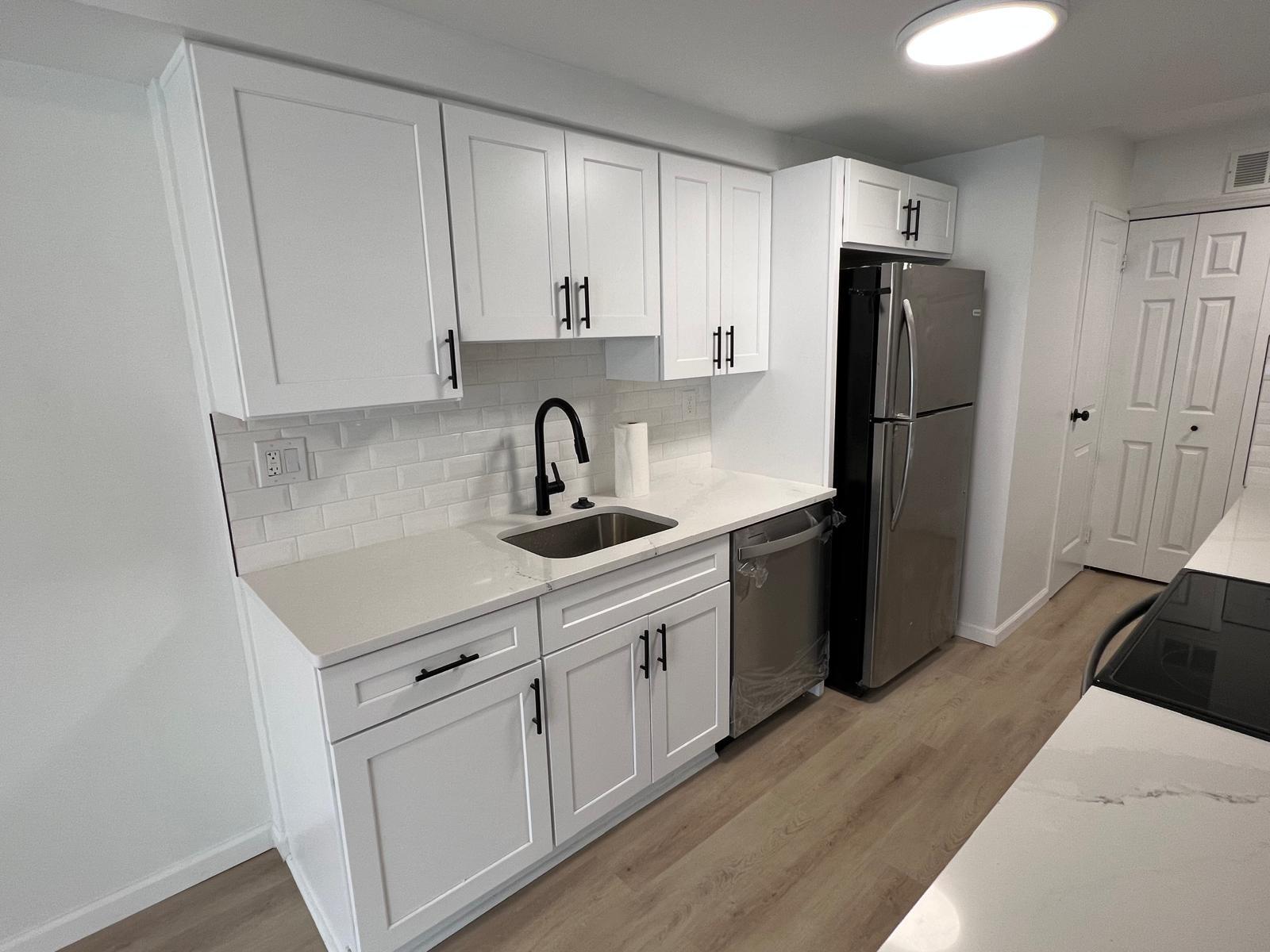 Building Photo - 246 Fir Tree Ct