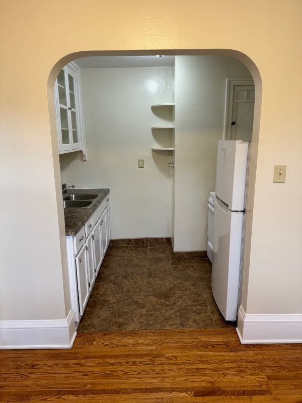 Building Photo - 1049 Goodrich Ave